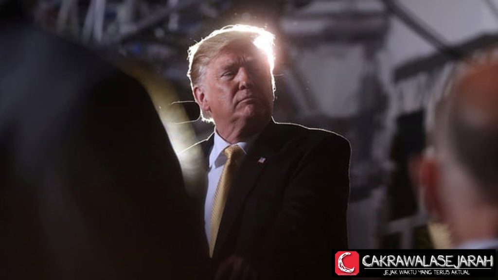 Trump Kembali Manuver, Tarif Baru Menanti yang Tak Kompak!