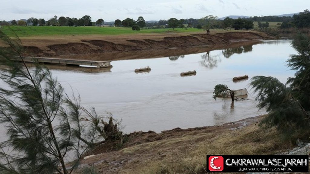 Albanese Turun ke Wingham Banjir Disambut Empati!