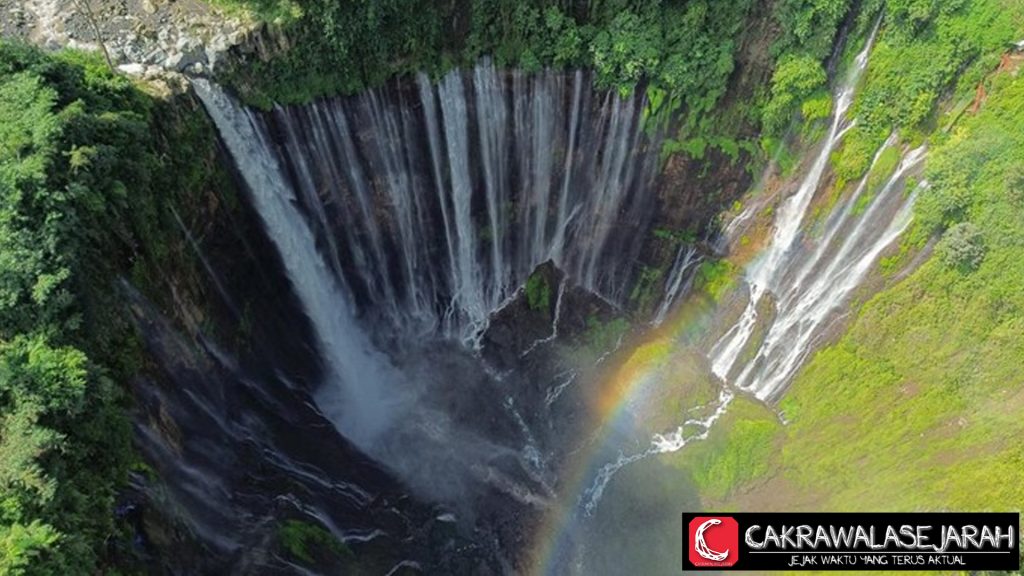 Tumpak Sewu Surga Air Terjun Bikin Wisman Membludak!