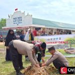 Green Santri Dumai Tanam 15 Pohon Bonus untuk Bumi