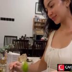 Ariel Tatum Tampil Elegan Masak Steak 6 Exclusive