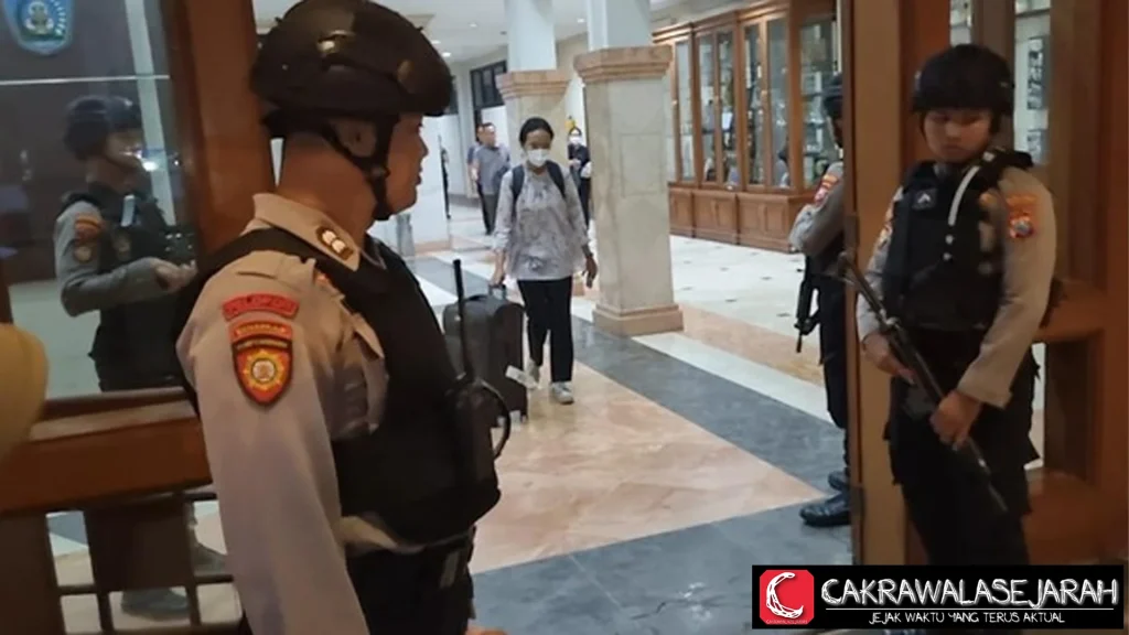 KPK Gelar Big Operasi, 3 Koper Dibawa dari Ponorogo