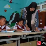 Happy Hari Guru! 100 Caption Islami Bisa Kamu Pakai