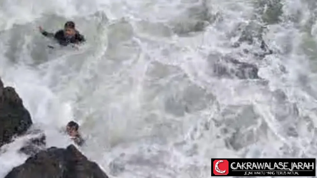 Mystery Pencarian 2 Pemancing Terseret Ombak