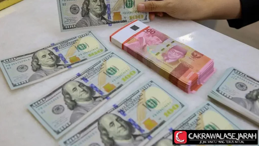 Rupiah Bisa Tembus Rp17.000, Dollar Menguat